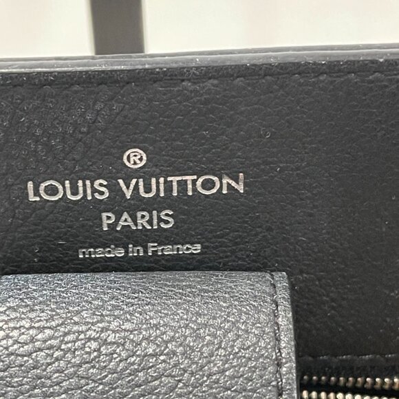 Louis Vuitton Calfskin Lockme Studs Bucket Bag Black (JB1030) - Picture 5 of 10